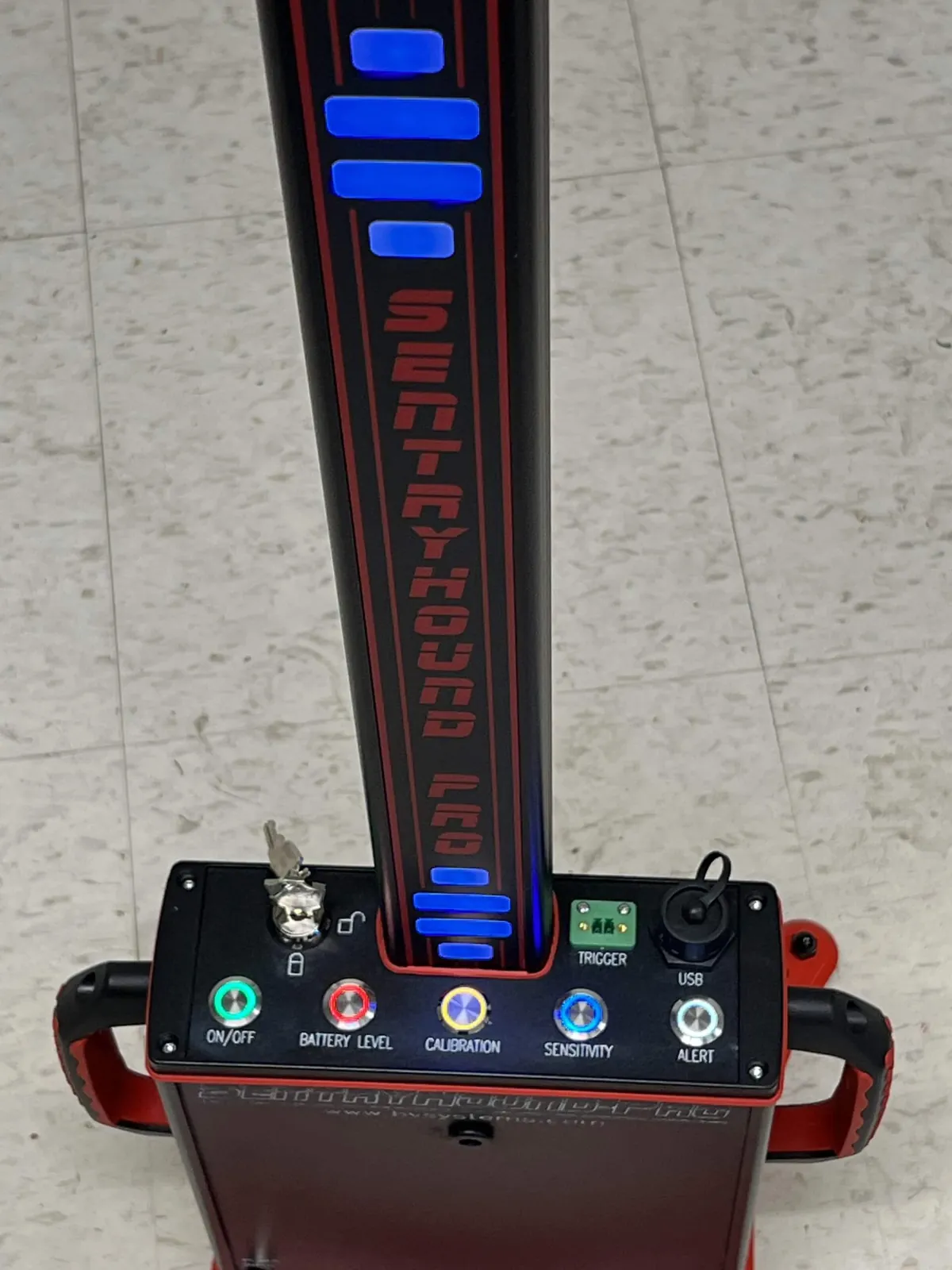 BVS SentryHound Pro (SP) single pole foldable, with transportable Pelican case with wheels