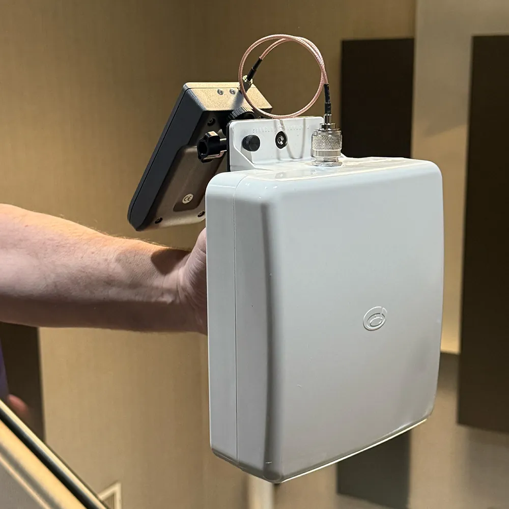 Wideband Direction Finding Antenna
